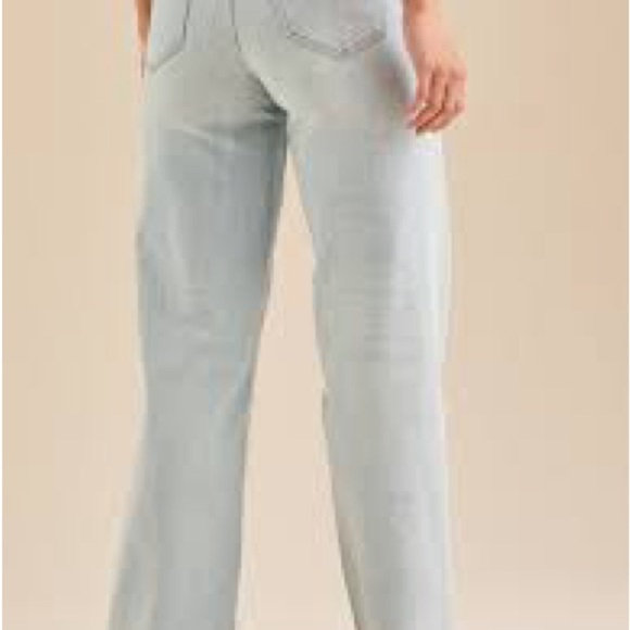 Meshki denim jeans straight leg slit at bottom size 8 like new condition - Picture 3 of 6